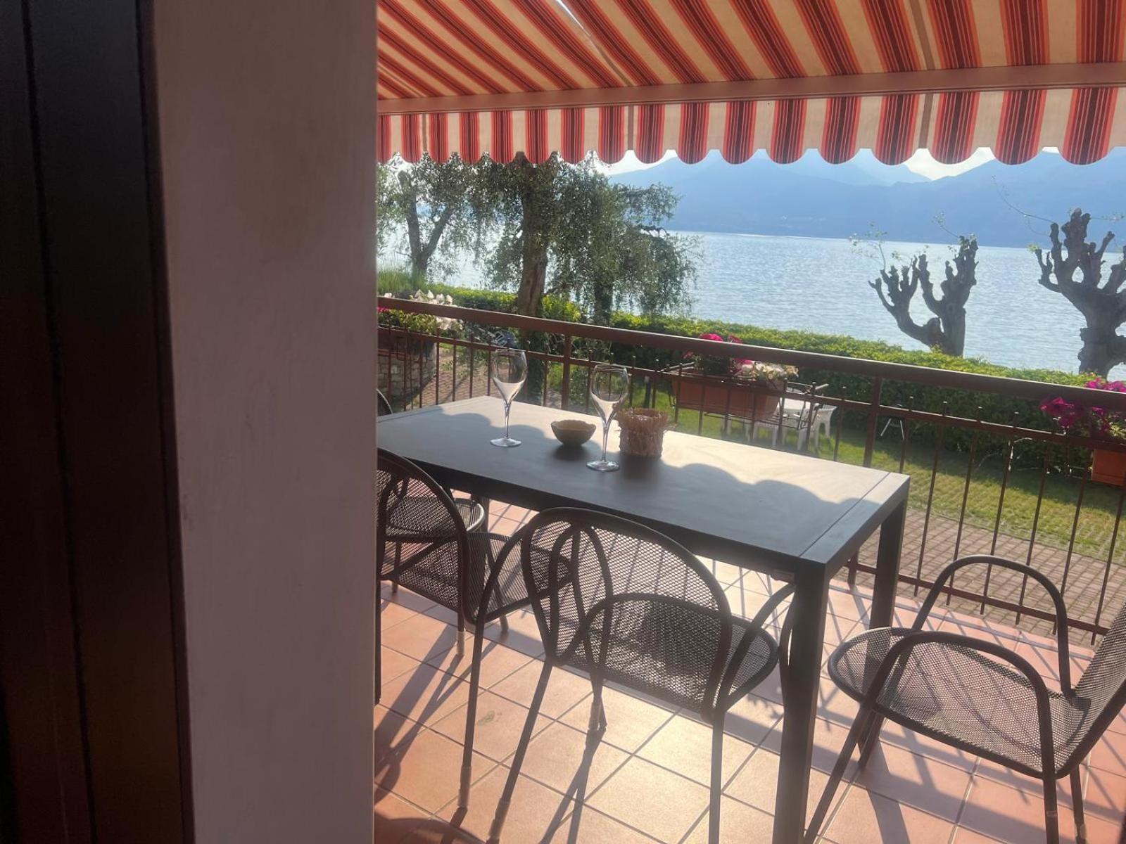 Residence Villa Al Lido Brenzone sul Garda Eksteriør bilde