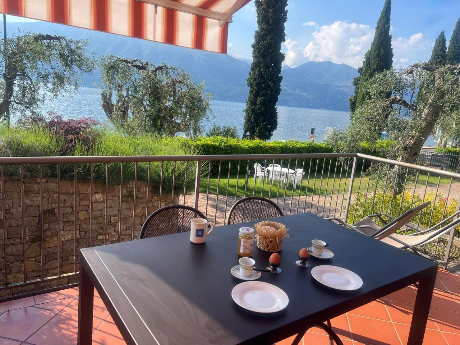 Residence Villa Al Lido Brenzone sul Garda Eksteriør bilde