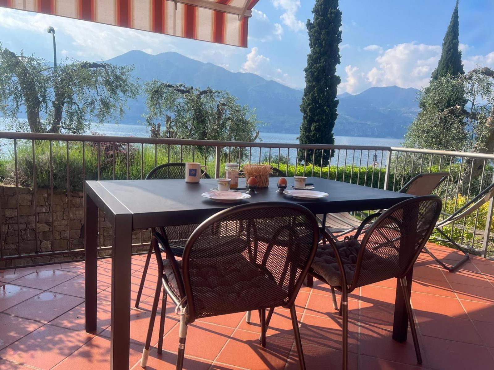 Residence Villa Al Lido Brenzone sul Garda Eksteriør bilde