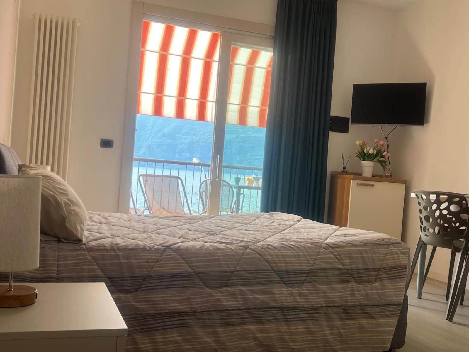 Residence Villa Al Lido Brenzone sul Garda Eksteriør bilde
